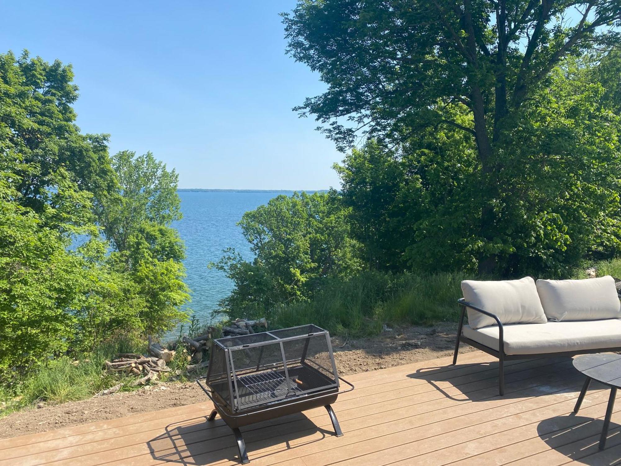 Unique Waterfront House With Private *